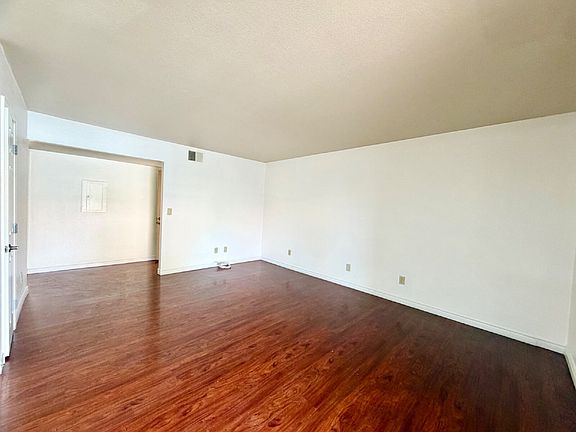 5th image of 5493 Indian River Dr Unit 375