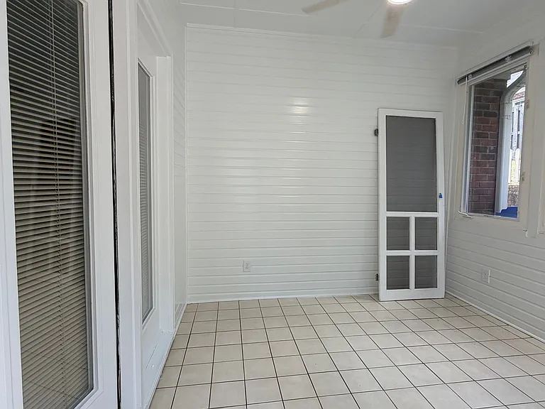351 S Cherry St — Photo 11