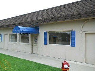 2nd image of 25030 Jefferson Ave