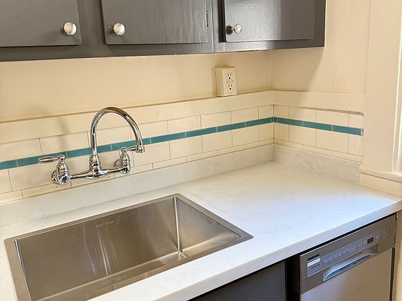 4th image of 965 Hyde St APT 5