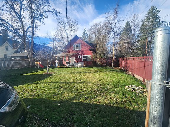 2nd image of 976 E 10th Ave