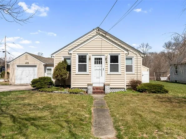 1359 Kingstown Rd, South Kingstown, RI 02879