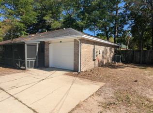 421 Bear Rd #B, Fort Walton Beach, FL 32547