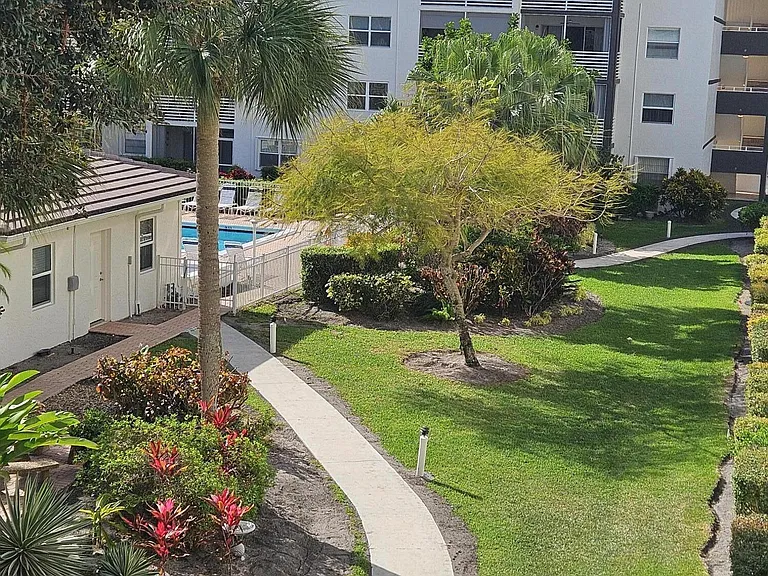 1541 S Ocean Blvd #306 — Photo 1