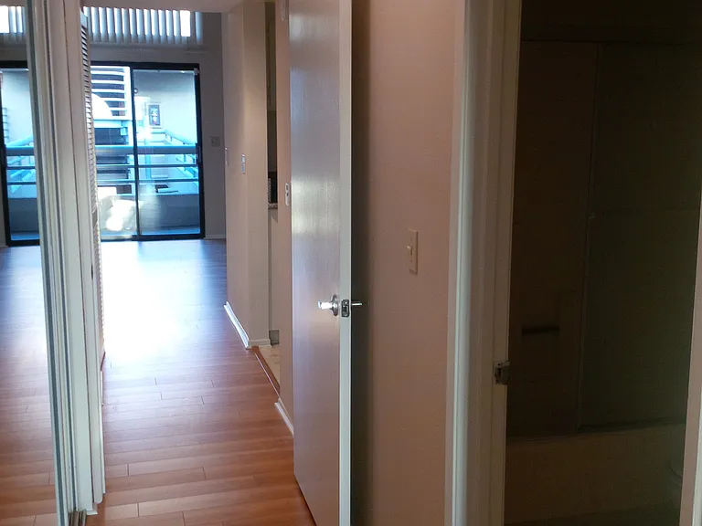 731 S Detroit St #304 — Photo 12