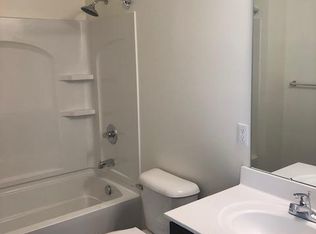 400 Spaulding Hills Dr SE #201, Ada, MI 49301