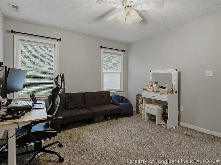 2130 Hull Rd — Photo 30