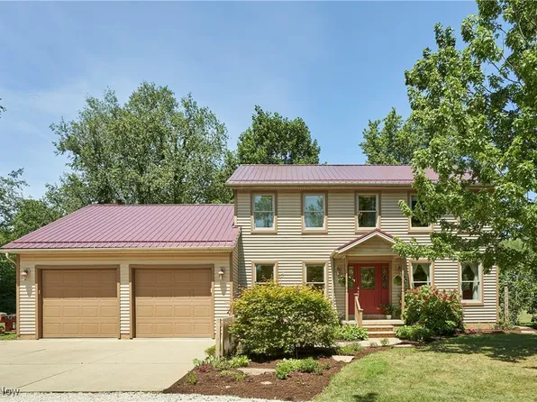 235 Hillsdale Cir, Wadsworth, OH 44281