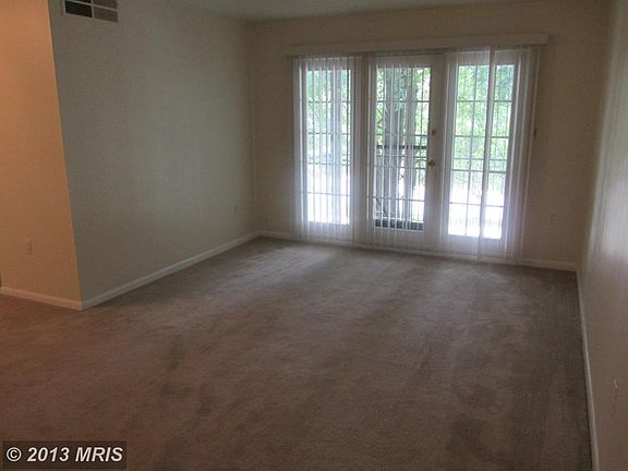 3rd image of 9487 Fairfax Blvd APT 204