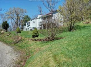 30 Anthem Dr, Charleston, WV 25313