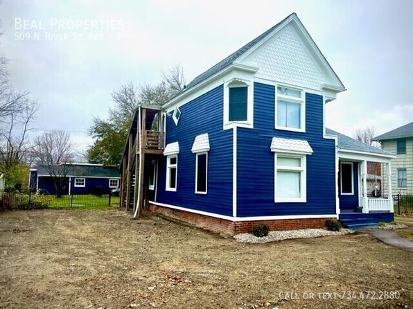 509 N River St APT 1