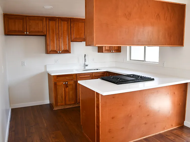 12071 Laguna St — Photo 6