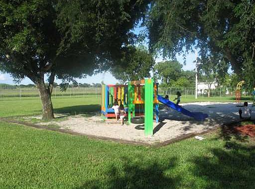 5th image of 19800 SW 180th Ave Lot 243