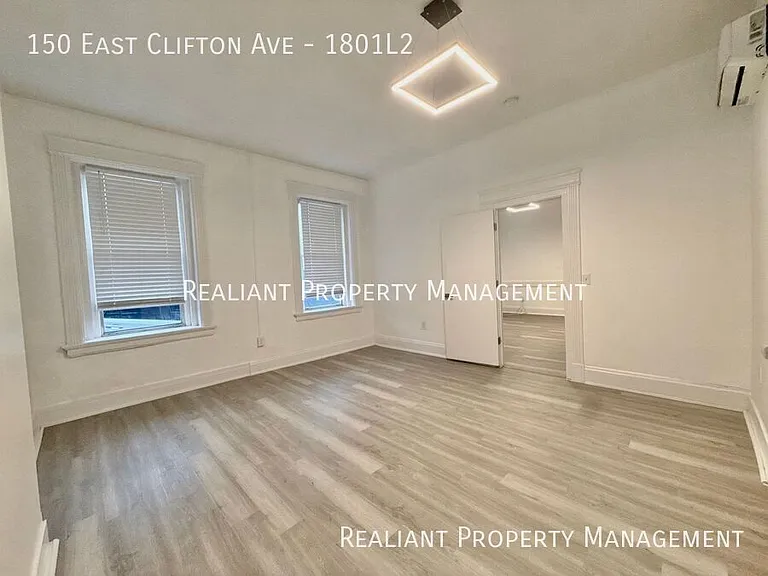 150 E Clifton Ave #1801L2 — Photo 3