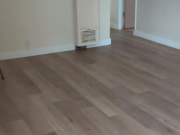 4th image of 3352 Del Mar Ave APT 6