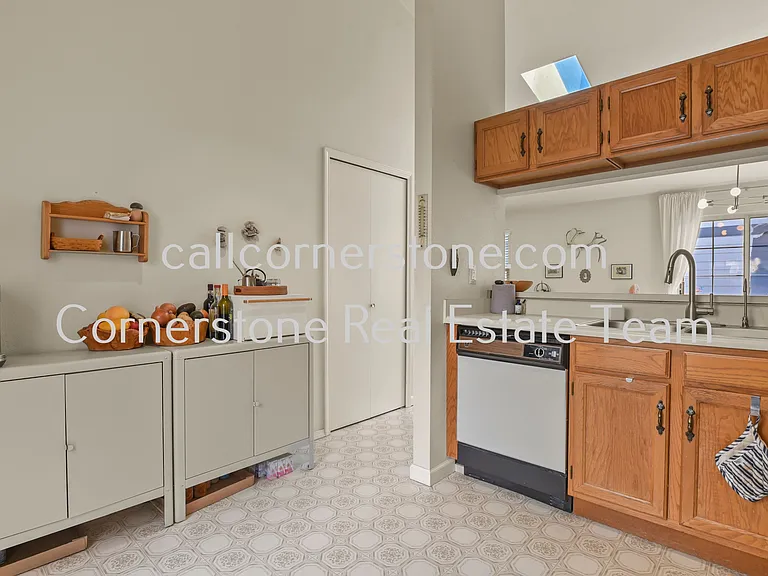 8640 Boxelder Dr — Photo 14