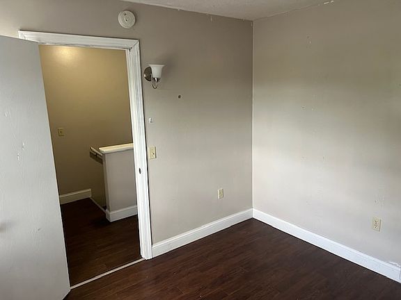 3rd image of 58 Spring St #4