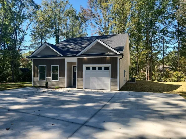 1205 Oak Hill Dr, Anderson, SC 29621