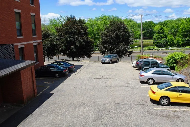 Franklin School Lofts — Photo 3