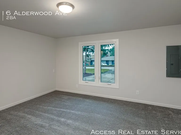 2916 Alderwood Ave — Photo 12