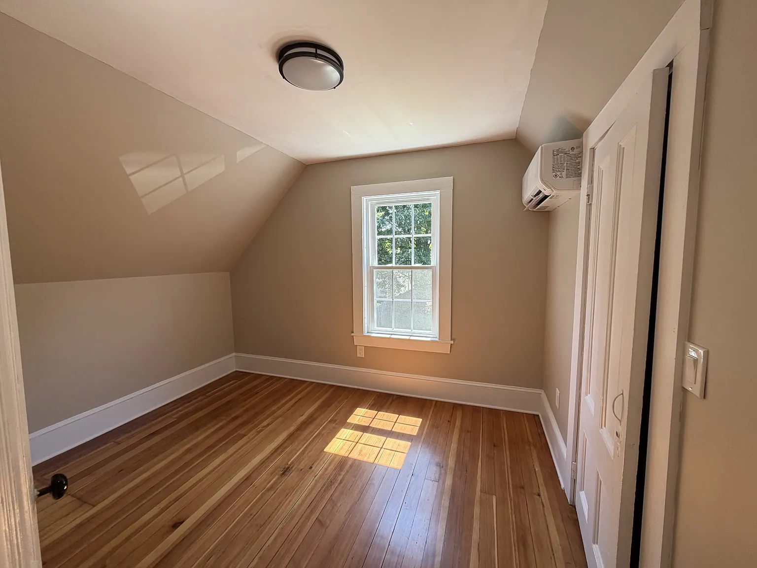 94 Madison Street - 1 — Photo 3