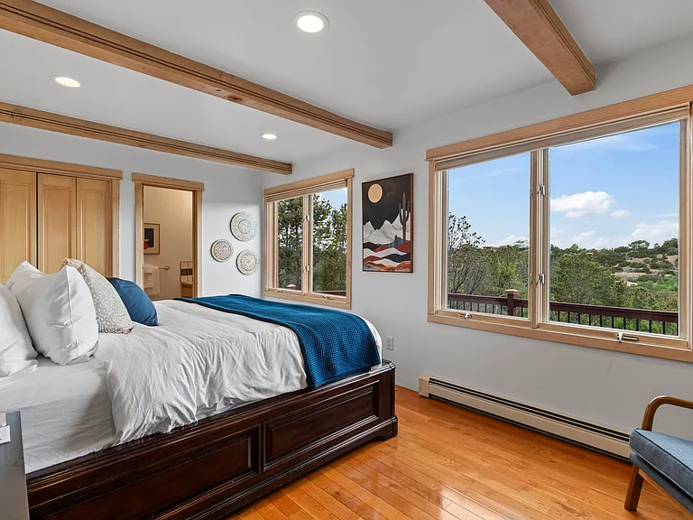 970 Thunderbird Ct — Photo 25