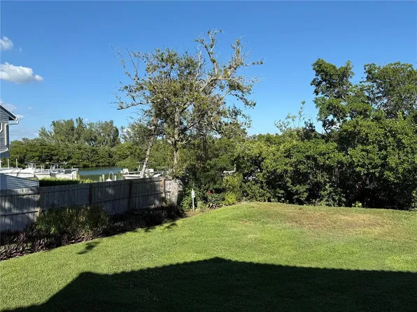 1515 Pinellas Bayway S, Tierra Verde, FL