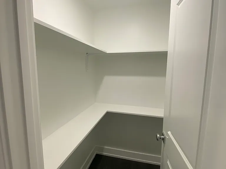 1814 S Throop St #1F — Photo 11