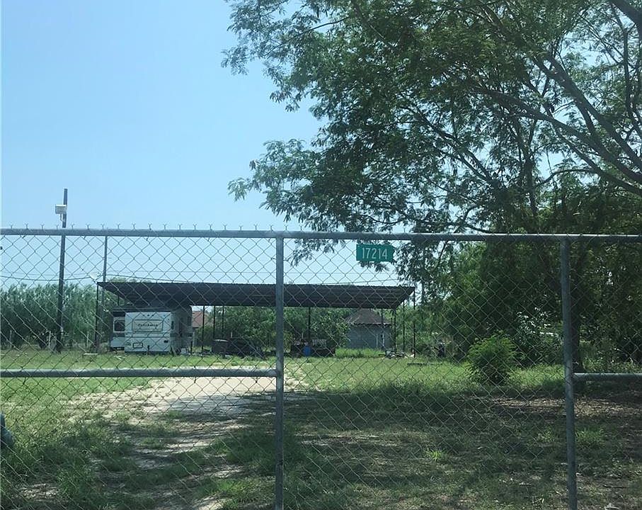 1st image of 17214 Sabal Palm Dr