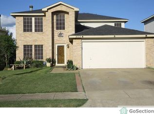 8713 Stonebriar Ln, Fort Worth, TX 76123