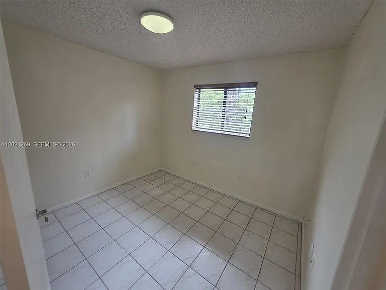 5560 W 21st Ct #308 — Photo 27