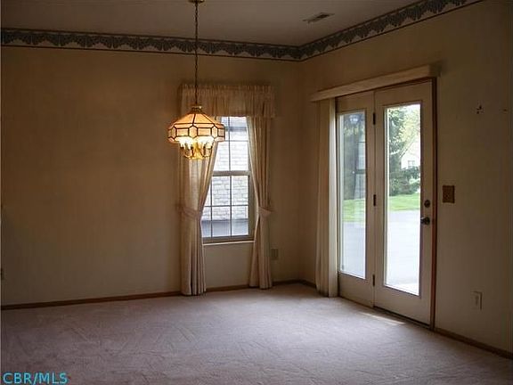 5th image of 7684 Redman Ln