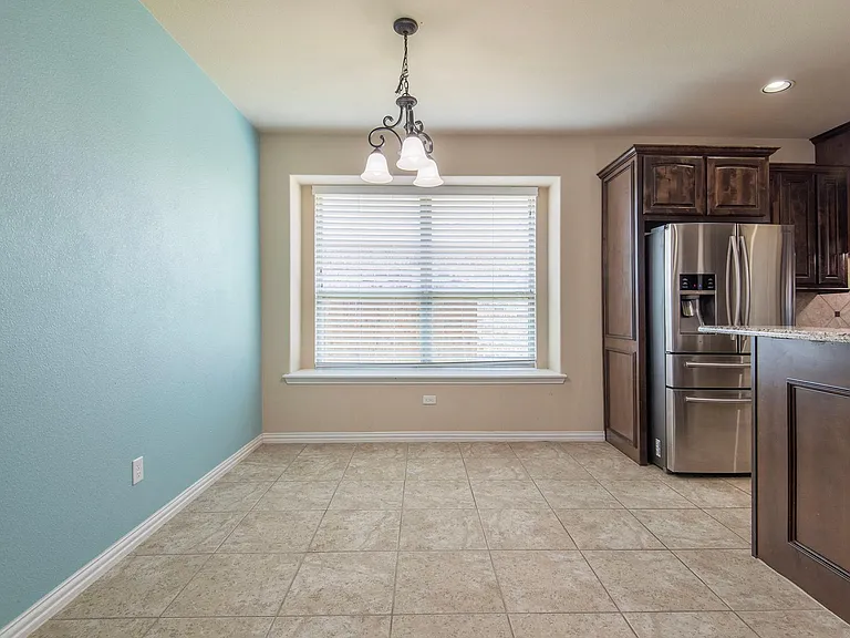 1914 Menominee Dr — Photo 22