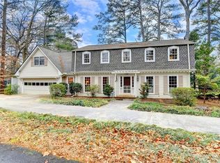 5105 Meadowlake Ln, Atlanta, GA 30338