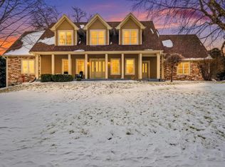 N97W14613 Rimrock Rd, Germantown, WI 53022