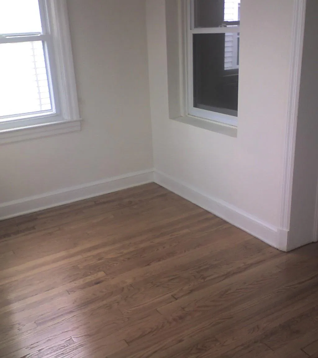 1307 Linden Ave — Photo 4