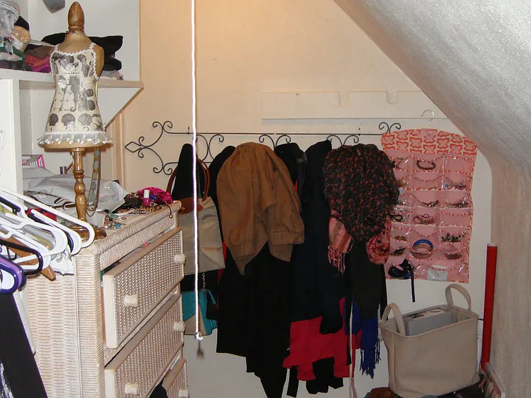 922 W Johnson St #203 — Photo 2