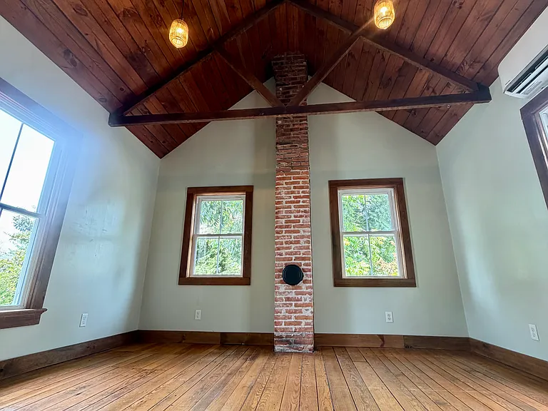 611 Randolph Ave — Photo 35
