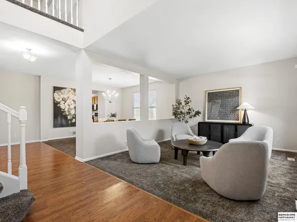 16147 U Cir, Omaha, NE 68135