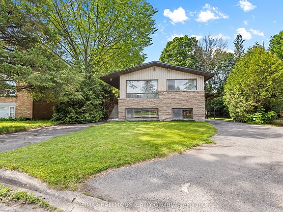 2nd image of 492 Vernon Ave