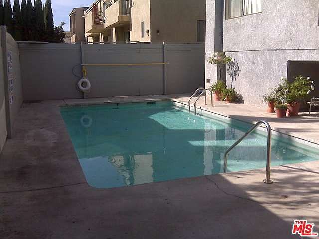 2nd image of 15000 Burbank Blvd APT 106