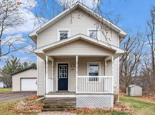 1111 Fox Rd, Jackson, MI 49201