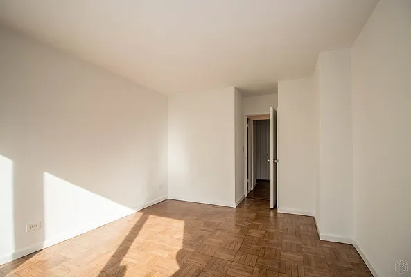 Rented by Halstead Real Estate | media 17