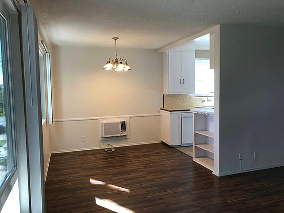 4th image of 1017 N Laurel Ave #5