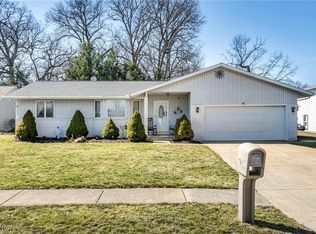 764 Regina Dr, Vermilion, OH 44089