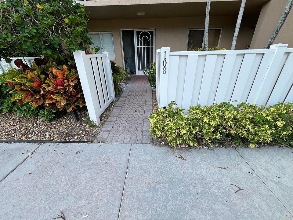 1st image of 12565 Imperial Isles Drive #108
