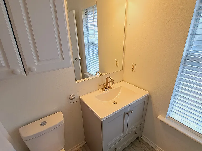 6703 Hill Oaks Dr #A — Photo 18