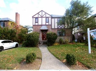 8051 188th St, Hollis, NY