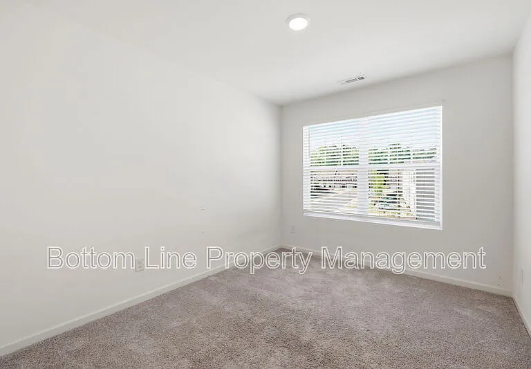 1117 Dakine Dr — Photo 34