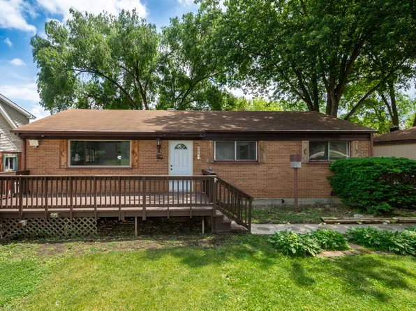 28671 N Harrison Ave, Wauconda, IL 60084
